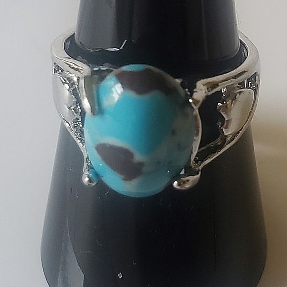 7. Oval, Boho style Vintage Ring, size 18 (8 US) NWT - Picture 1 of 1